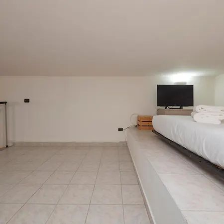 Apartamento I Host - Breno 1 *